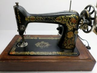 Antique 1914 " Singer " Sewing Machine Head W/ Wood Base - Model 66 - G3821180