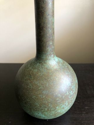 Fine SIGNED Meiji Antique Japanese Bronze Bizen Long Neck Bottle Vase Art 3