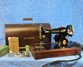 Antique 1927 Singer 99 - 13 Sewing Machine,  Bentwood Case,  Knee Control,  Attachmts