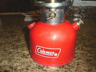 Vintage 2/79 Red Coleman 200A Kerosene Camping Lantern w/ Pyrex Globe 2