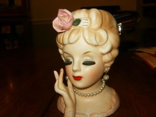 Vintage Inarco Lady Head Vase Faux Pearl Necklace And Earrings 1961