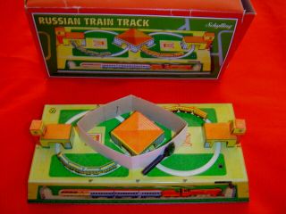 Vintage Schylling Russian Tin Litho Wind - Up Train Station With Key & Box