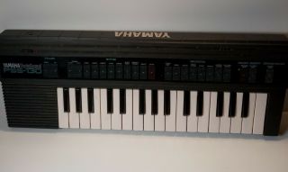 Vintage Yamaha Pss 130 Portasound Electric Keyboard Synthesizer 32 Key