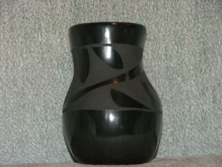 Vintage Santa Clara Pueblo Blackware Textured Vase signed Isabel Naranjo Pottery 3