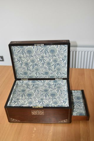 Large antique sewing / Jewellery box in rosewood with mother of pearl inlay 3