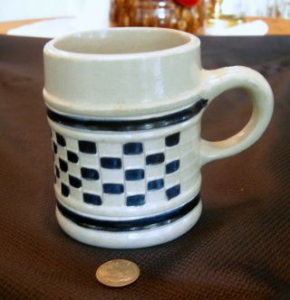 Vintage WILLIAMSBURG Miniature Stoneware Pottery Mug Tankard Tavern 2