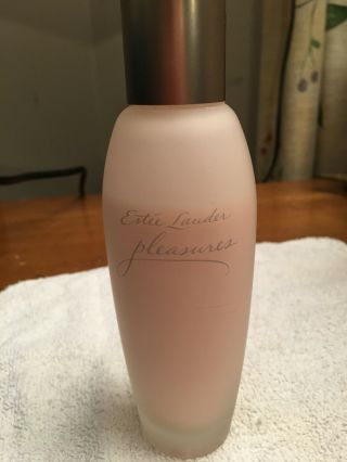 Vintage Estee Lauder Pleasures Liquid Body Powder 3.  4 80,  Full Won 