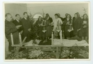 Vintage Post Mortem Snapshot Death Photo - Family Around Open Coffin Casket