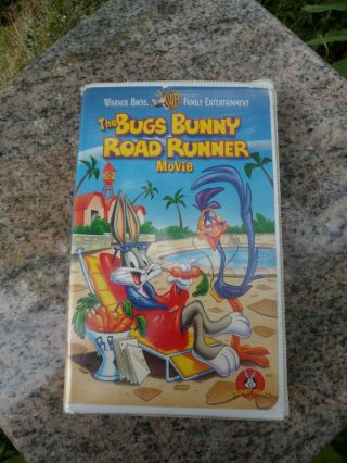 The Bugs Bunny Road Runner Movie Vhs Tape 1998 Clamshell Looney Tunes Vintage
