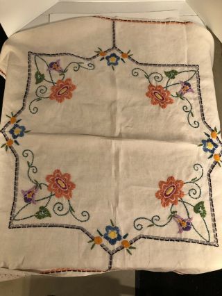 Vintage 42 X 42 Square Floral Embroidered Linen Table Cloth