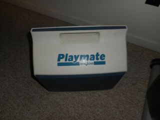 Vintage 1/87 Playmate By Igloo Blue & White Cooler With Push Button