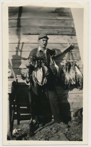 Duck Hunter Man W Rifle Gun Dead Ducks Hanging On String Vtg 30 
