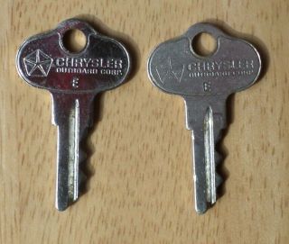 Old Vintage,  Chrysler Outboard Ignition Keys (2) E