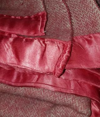 Vintage Red Wool Blanket W/satin Trim - Herringbone Twin/full