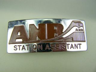 C1980s Anr Australian National Railways Cap Badge " Station Assistant " 0023