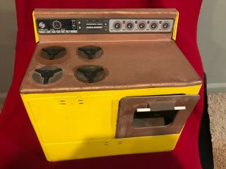 Vintage Nassau Toy Metal Range Stove Oven