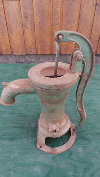 Antique Cast Iron Hand Water Pump In 16 " High Smart Brockville