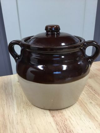 Vintage Brown And Tan Bean Pot With Handles 9”x 8”