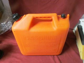 Vintage Wedco 5 Gallon Vented Gas Can Model W - 520