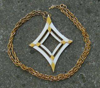 Vintage Signed Trifari Pendant Necklace Gold Tone Metal And White Enamel