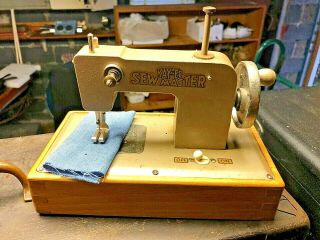Vintage Toy Kayanee Sew Master Beige Sewing Machine Us Occupied Zone Germany