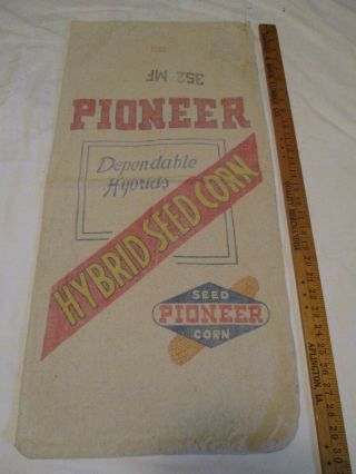 Vintage Pioneer Hi - Bred Seeds Seed Corn Cloth Bag Or Sack 352 - Mr
