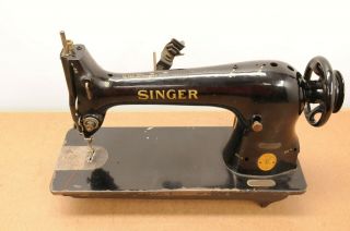 Singer 31 - 15 Sewing Machine Head