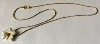 Vintage Crown Trifari White Enamel Gold Tone Clover Leaf Pendant Necklace 16”