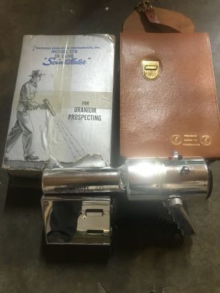 Deluxe Scintillator Precision Model 111b Geiger Counter.  Antique, .