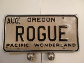 Oregon License Plate Vintage " Rogue " Pacific Wonderland.