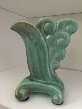 Vintage Gonder Art Pottery Vase Usa Mottled Green 7” Tall
