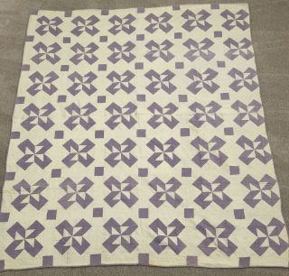 Vintage Lavender & White Hand - Stitched Pinwheel Twin Size Quilt