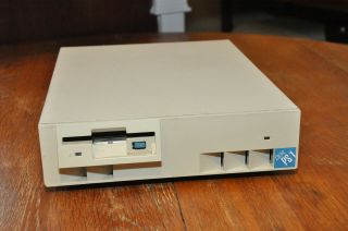 Vintage Ibm Ps/1 Personal Computer 2011 - C34 (no Monitor) -