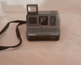 Vtg Polaroid 600 Impulse Af Autofocus System Instant Camera With Strap