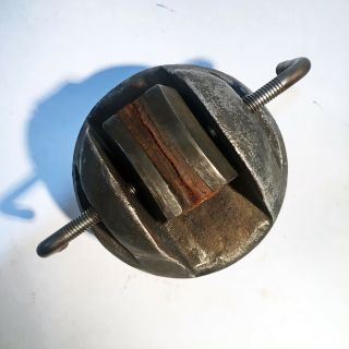 Antique Cast Iron Engraving Block Ball Vise 5 