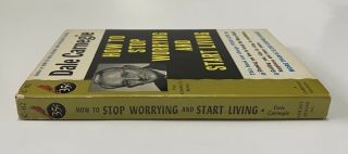 How to Stop Worrying and Start Living By Dale Carnegie Cardinal Edition Vintage 3