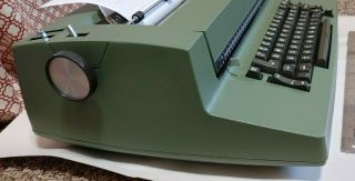 Vintage Avocado Green IBM Selectric II Correcting Electric Typewriter 3