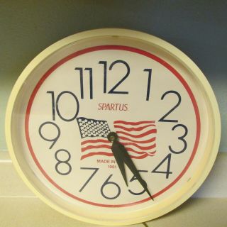 Vintage Spartus Large Electric Wall Clock With Flag Made In Usa 1991 -