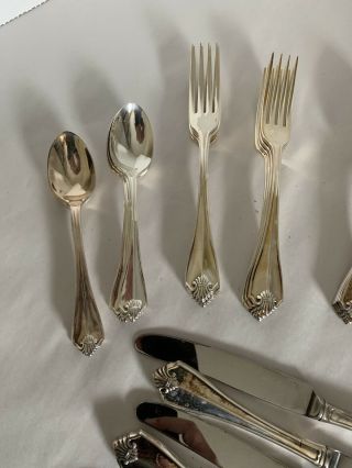 ONEIDA ROGERS KING JAMES SILVERPLATE 48 PC SERVICE FOR 8 FLATWARE 2