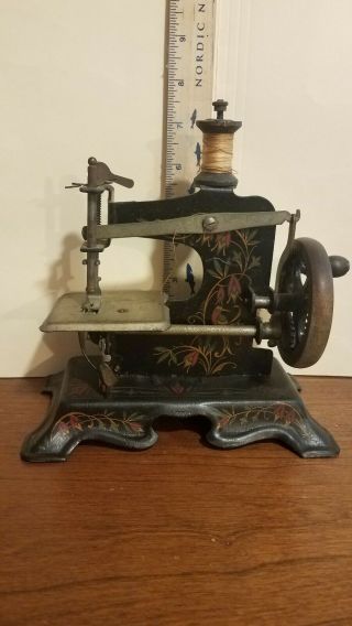 Antique German Toy Sewing Machine - Flowers And Vines Painted
