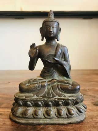 An Antique Sino Tibetan Bronze Figure Of Buddha - Indian,  Chinese,  Deity
