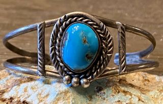 Small Vintage Navajo Split Band Sterling & Gem Blue Turquoise Cuff Bracelet