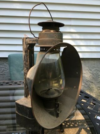 Antique Dietz No.  30 Beacon Searchlight Kerosene Lantern Lamp With Globe