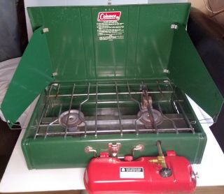 Vintage 1979 Coleman 413g Camping Stove Barely