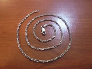 Vtg Sterling Silver Twisted Chain Link Necklace 18 " 3.  4 Grams Italy Milor