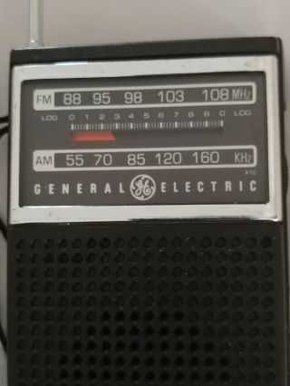 Vintage Ge General Electric Model 7 - 2500a Fm/am Transistor Radio.