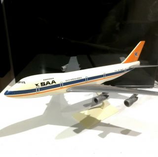 Wooster South African Airways 1/250 Scale Boeing 747 - 200 Plastic Model Air Plane