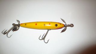Vintage Shakespeare Ge Slim Jim Minnow Lure Yellow - Red,  Black Spotted Finish