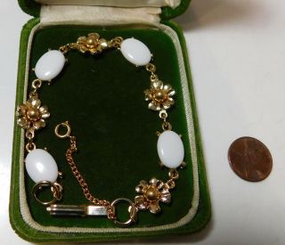 Vintage Milk White Glass Scarab Style Gold Tone Flower 7.  5 " Bracelet 2j 70