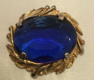 Stunning Large Vintage Gold Tone Brooch With Large Faceted Blue Centre Stone